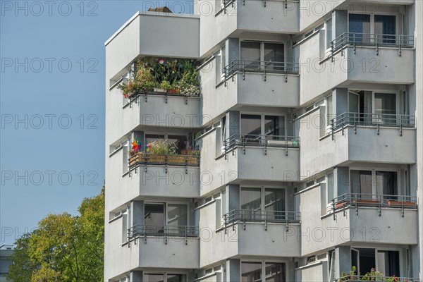 Prefabricated building