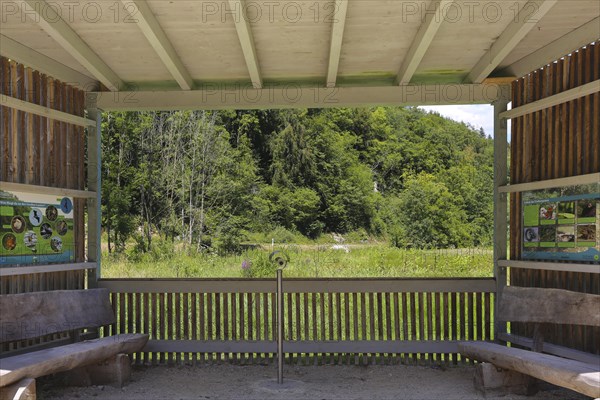 Pavilion for observing animals and plants