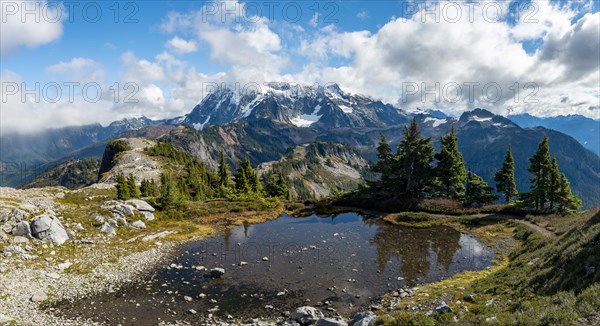 Small mountain lake at Tabletop Mountain