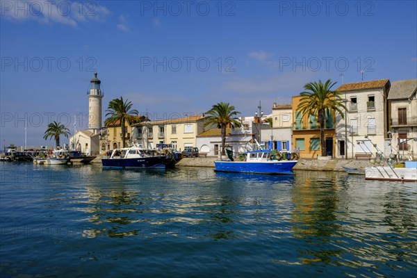 Port and Canal du Rhone a Sete