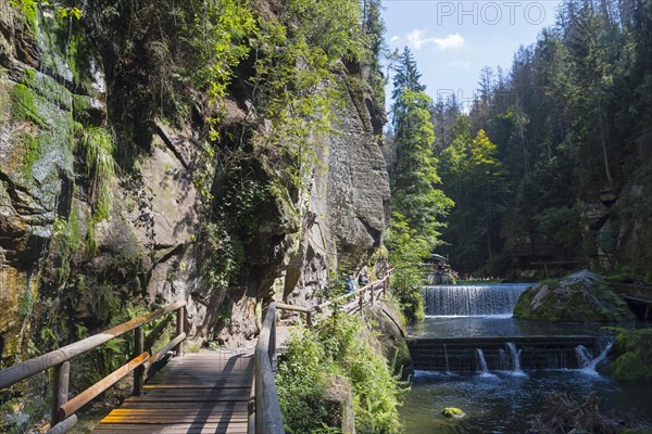 Footbridge and waterfalls in the Edmundsklamm