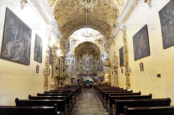 San Francisco de Acatepec Church