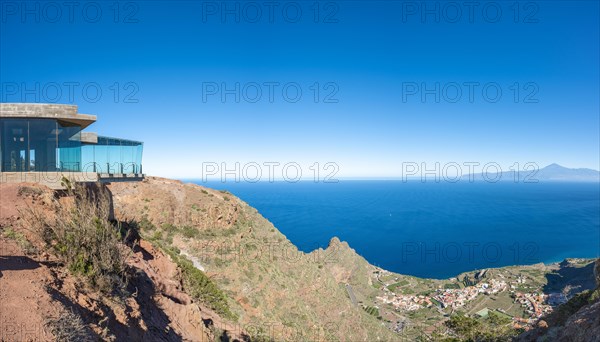 Skywalk Mirador de Abrante with view of Tenerife