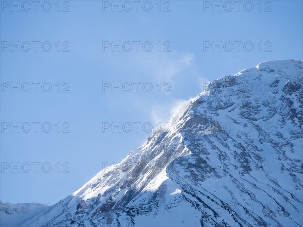 Morning light on the summit ridge