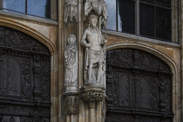 Ulm Minster Man of Sorrows by Hans Mutscher and Mother of Sorrows by Niklaus Weckmann