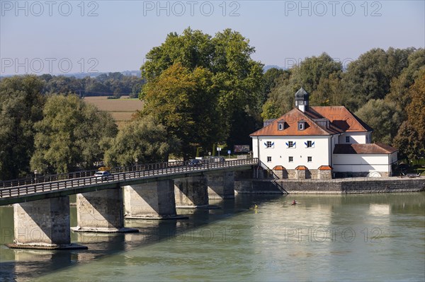 Old Inn Bridge between Schaerding and Neuhaus am Inn