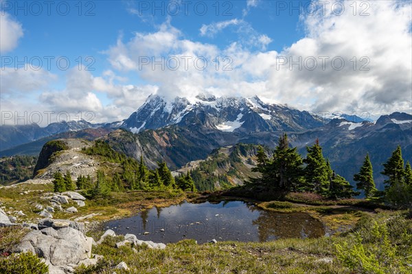 Small mountain lake at Tabletop Mountain