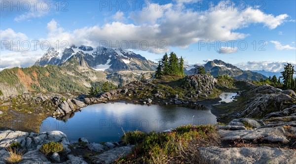 Lake at Huntoon Point