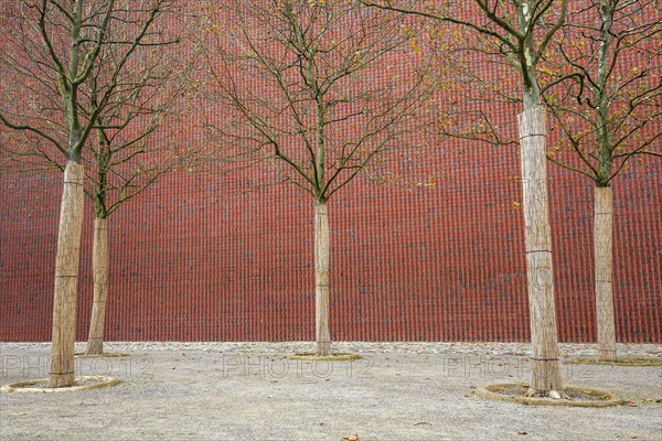 Brick facade with trees Museum Kueppersmuehle