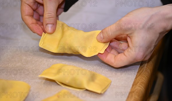 Making Swabian Maultaschen