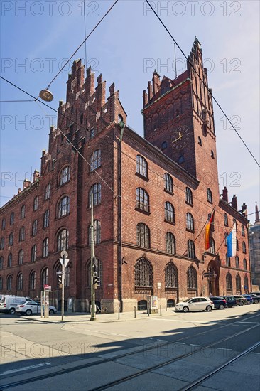 New courthouse by Friedrich von Thiersch 1905