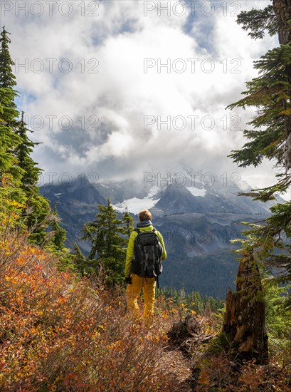 Hikers at Huntoon Point