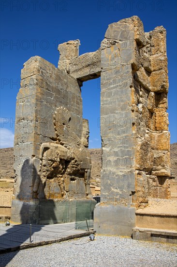 Gate of all countries with winged mixed creatures