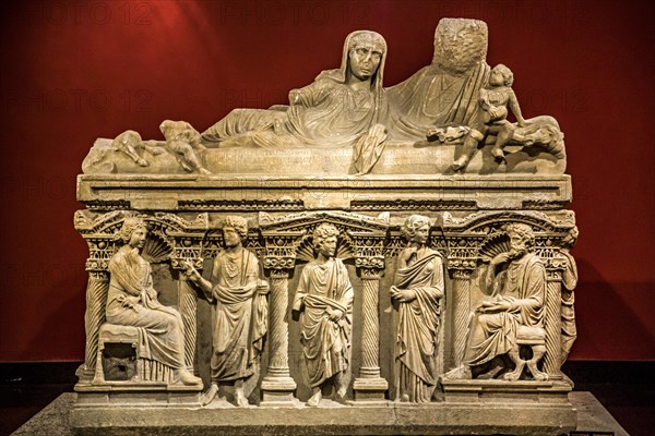 Marble sarcophagus of Domitias Julianus and Domita Philiska