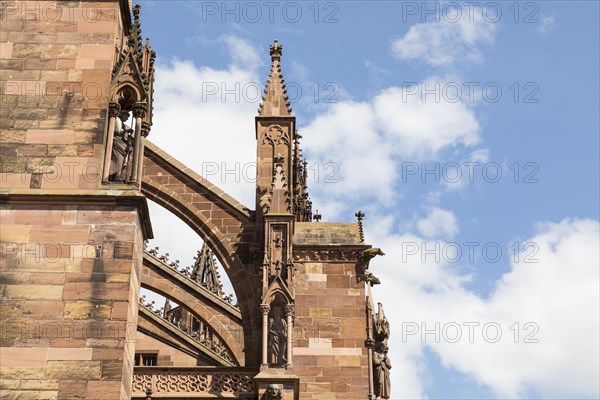 Strut and turret on the side aisle of the cathedral