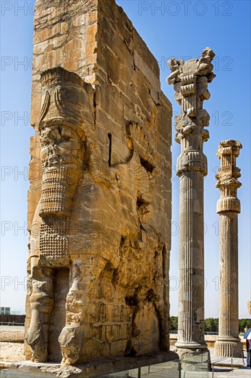 Gate of all countries with winged mixed creatures