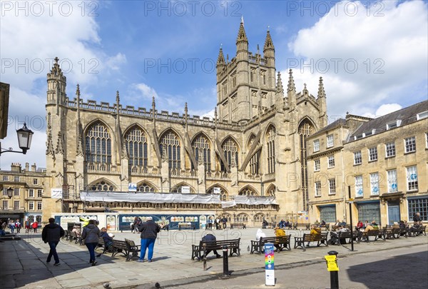 Bath Abbey church and churchyard