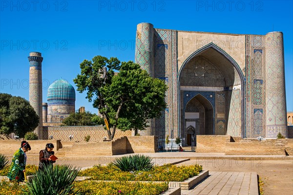 Bibi Xanom Mosque