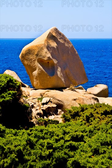 Bizarre granite rocks