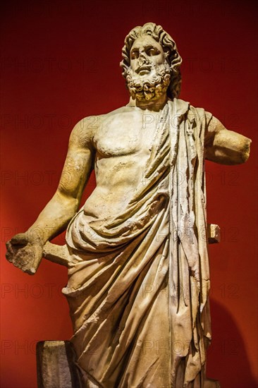 Marble statue of Zeus