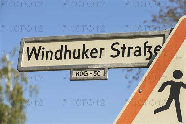 Street sign Windhuker Strassenisches Viertel