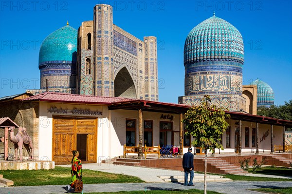 Bibi Xanom Mosque