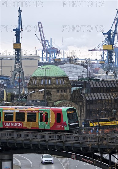 elevated railway