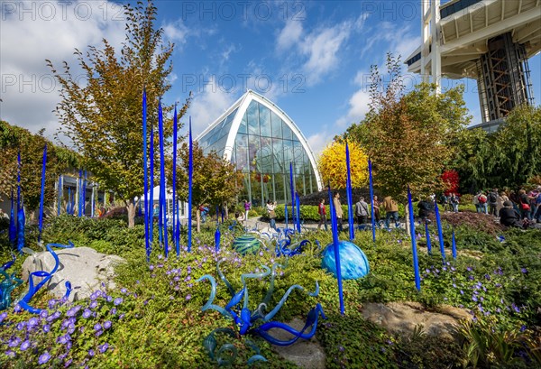 Sculpture garden with colourful glass artworks by Dale Chihuly