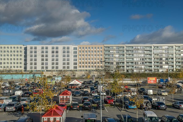 Apartment block on Seesener Strasse