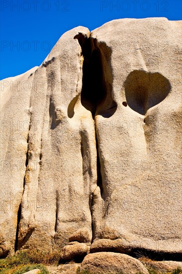 Bizarre granite rocks