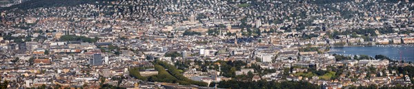 View from the Uetliberg over the Atlstadt of Zurich and Lake Zurich