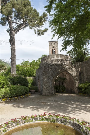 Garden and pointed arch