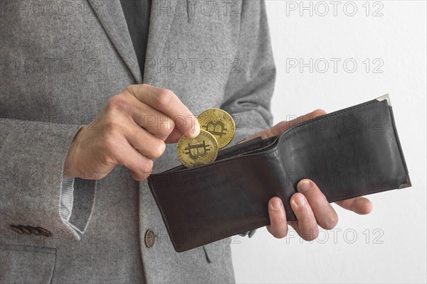 Businessman wearing a suit