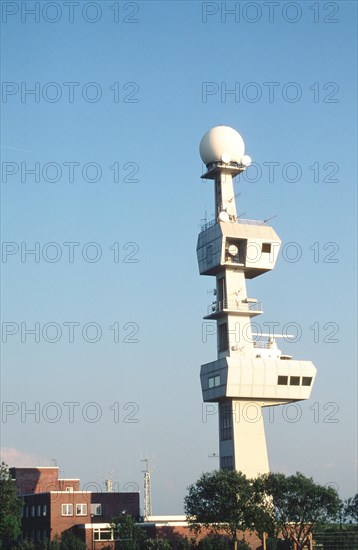 Radar tower