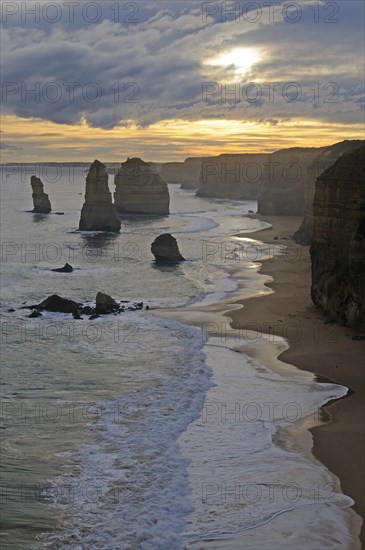 Twelve Apostles Rock Formation