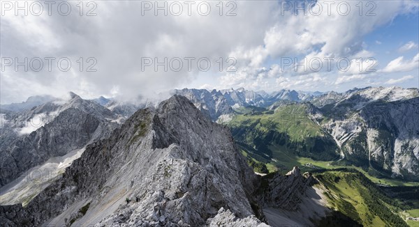 View from the summit of the Lamsenspitze with mountain panorama