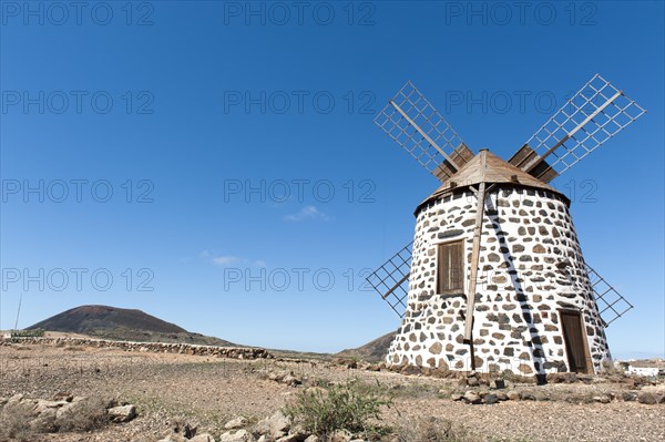 Windmill in Villaverde