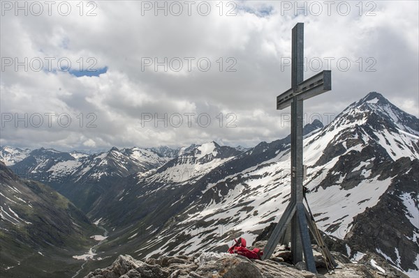 Summit cross