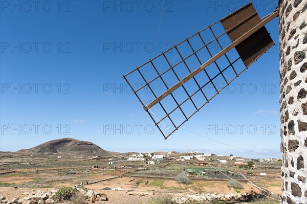 Wings of a windmill in Villaverde