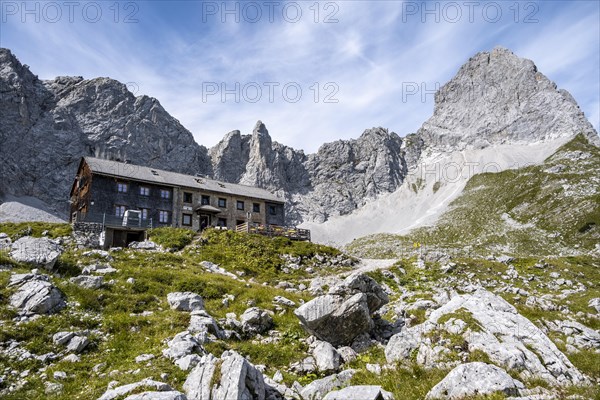 Lamsenjochhuette