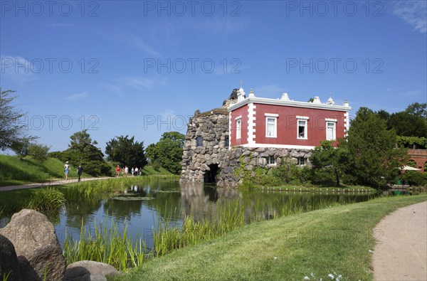 Villa Hamilton on Lake Woerlitz