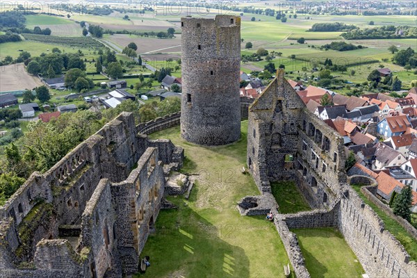 Romanesque Muenzenberg ruin