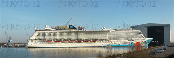 Cruise ship Norwegian Breakaway