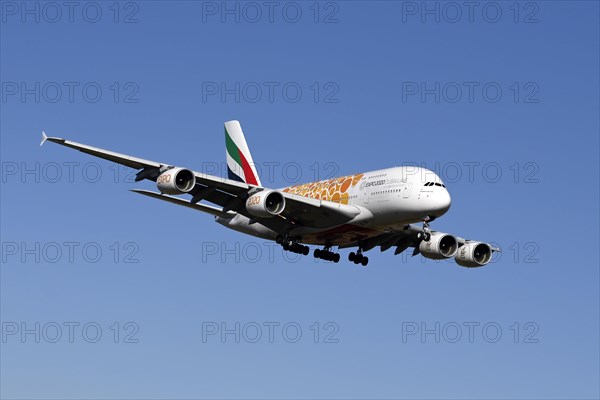 Aircraft Emirates