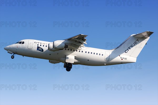 A BAE Systems Avro 146 RJ85 of CityJet with registration EI-RJD takes off from the airport in Rotterdam