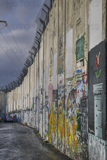 Border Wall to Israel