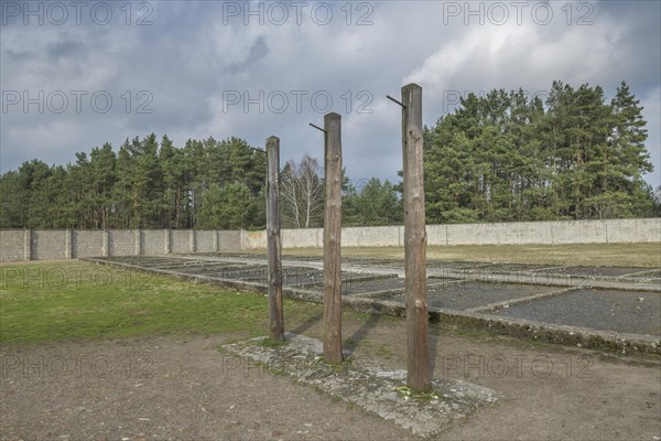 Gallows to the Stake Hanging