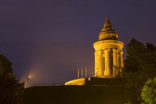 Fraternity monument on the Goepelskuppe at dusk