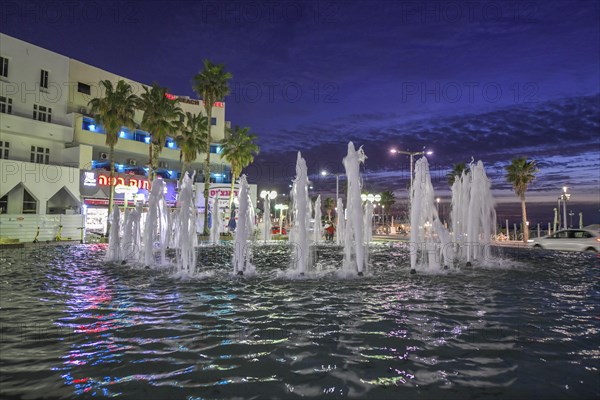 Fountain at Ha Knesset Square