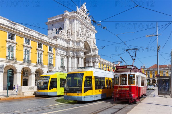 Trams Lisbon Public Transport Transport at the Arc de Triomphe in Lisbon